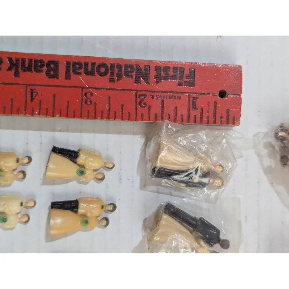 Vintage Plastic Miniature Bride and Groom Cake Topper Bulk Lot Wedding Favors 1